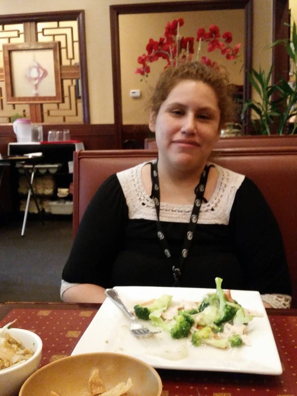 China Chef Restaurant | restaurant | 160 Lawrenceville Pennington Rd, Trenton, NJ 08648, USA | 6098951818 OR +1 609-895-1818