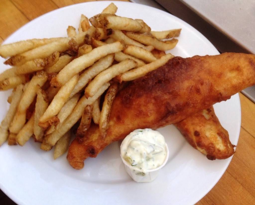 Queensview Café | restaurant | located at back of building, 2650 Queensview Dr Unit 170, Ottawa, ON K2B 8H6, Canada | 8733544210 OR +1 873-354-4210