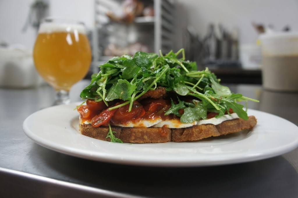 Newburgh Brewing Company | restaurant | 88 South Colden St, Newburgh, NY 12550, USA | 8455692337 OR +1 845-569-2337