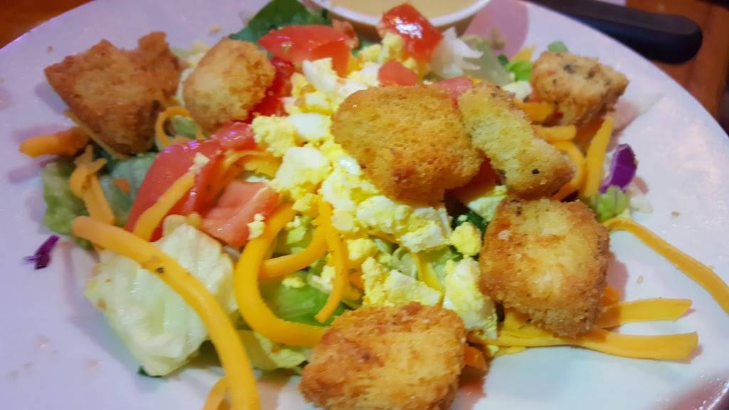 Texas Roadhouse | restaurant | 1601 University Dr E, College Station, TX 77840, USA | 9792680558 OR +1 979-268-0558