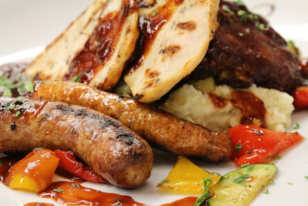 La Folie Resto Bar - Grill Steak Pizza Vegetarian - Resto Famili | restaurant | 235 Rue Principale, Saint-Sauveur, QC J0R 1R0, Canada | 4507441235 OR +1 450-744-1235