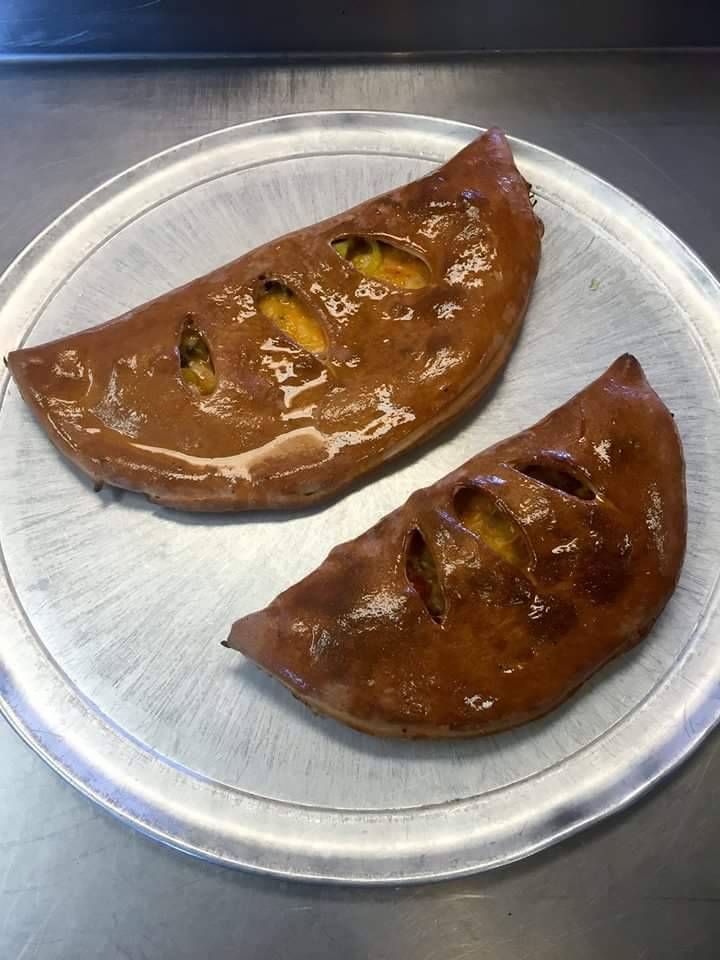 Padrones Pizza Findlay | restaurant | 908 Tiffin Ave, Findlay, OH 45840, USA | 4194270320 OR +1 419-427-0320