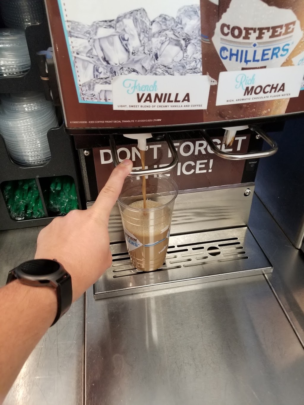 7-Eleven - Closed | bakery | 21530 Stevens Creek Blvd, Cupertino, CA 95014, USA | 4084463426 OR +1 408-446-3426