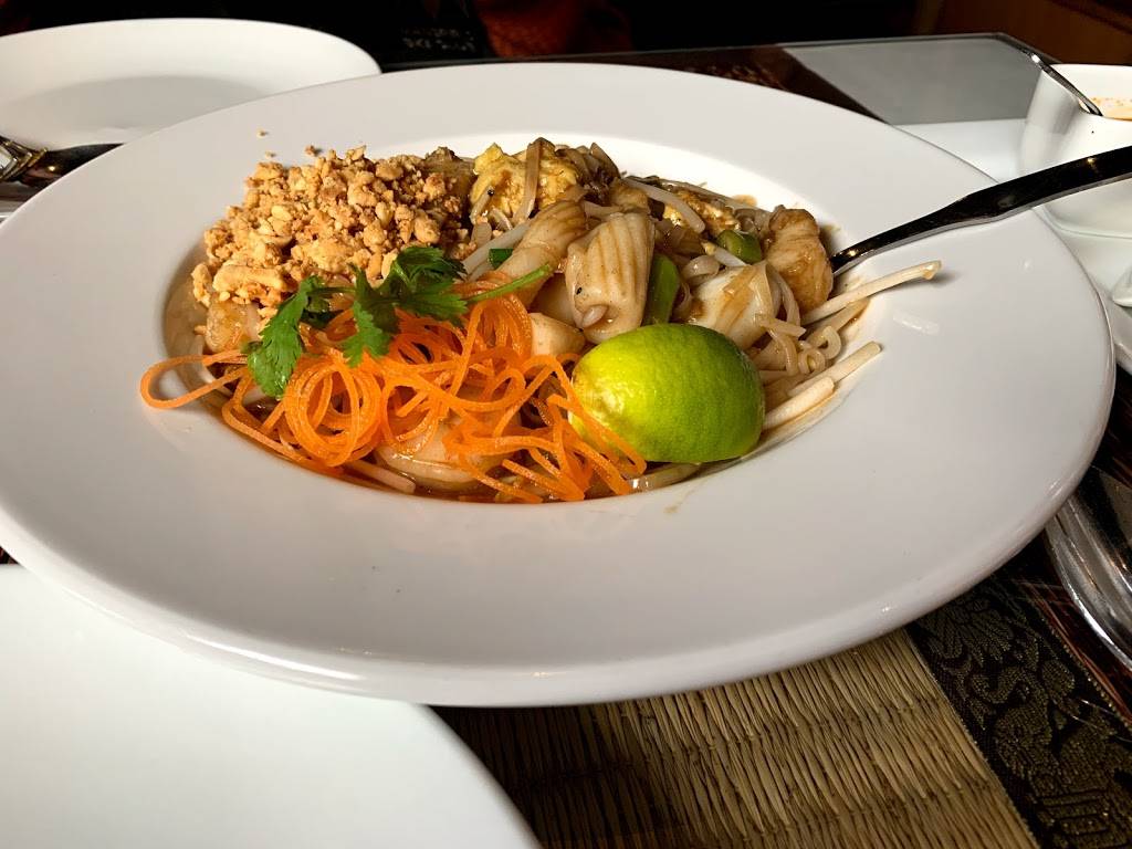 Spicy Thai Restaurant | restaurant | 208 Church St, St. Catharines, ON L2R 3E9, Canada | 9056878424 OR +1 905-687-8424
