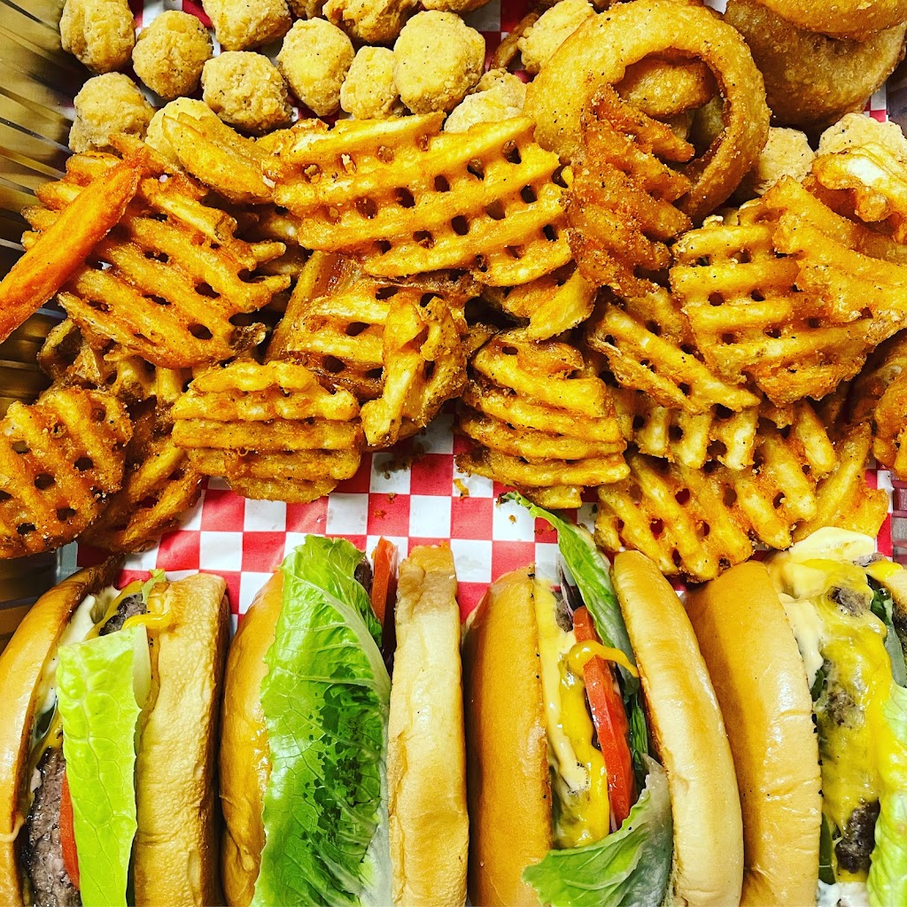 Burger Flex | restaurant | 2707 Boston Ave, San Diego, CA 92113, USA | 6196481010 OR +1 619-648-1010