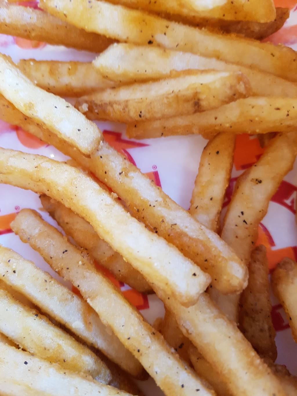 Popeyes Louisiana Kitchen | restaurant | 1775 San Pablo Ave, Berkeley, CA 94702, USA | 5109827353 OR +1 510-982-7353