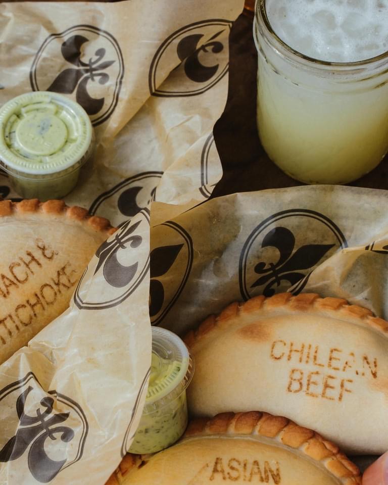 Empanola Ocean Springs | restaurant | 718 Bienville Blvd, Ocean Springs, MS 39564, USA | 2282153301 OR +1 228-215-3301