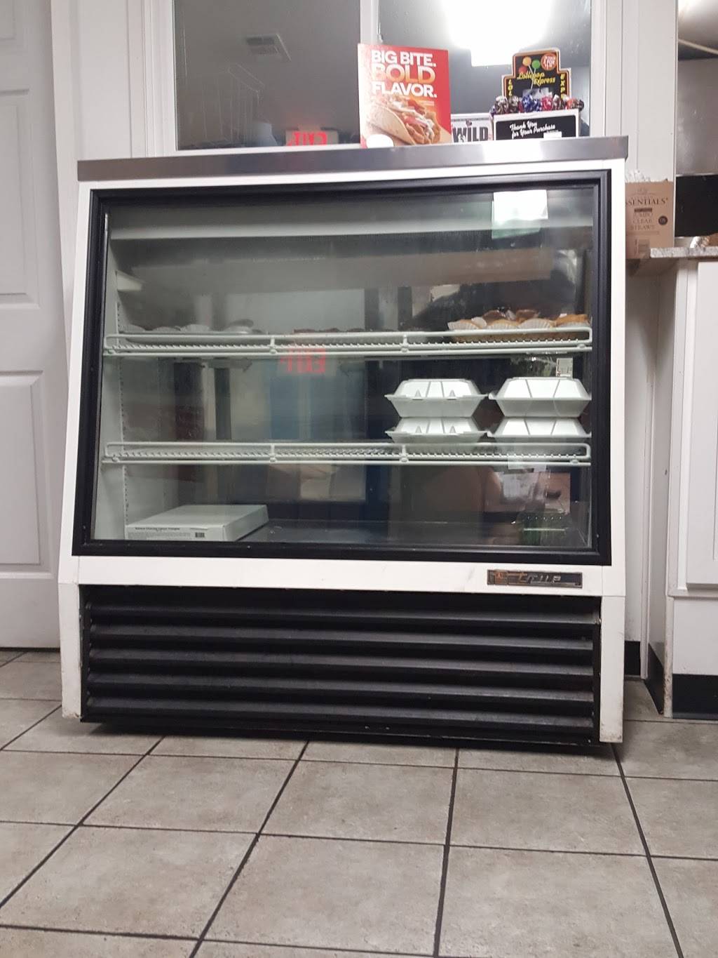 Gyros Stop | restaurant | 2907 S MacArthur Blvd, Springfield, IL 62704, USA | 2176986463 OR +1 217-698-6463