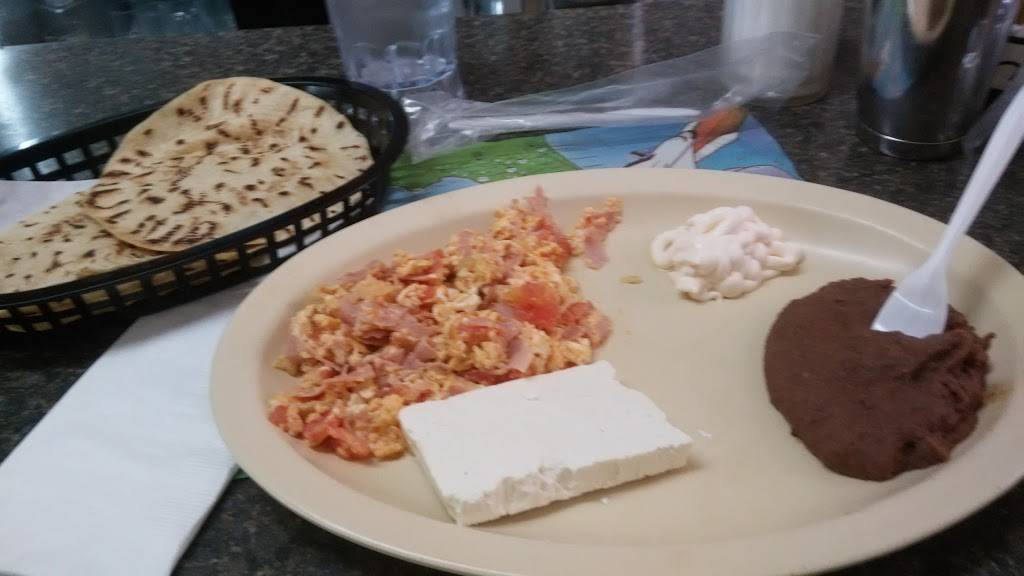 Javier Cafeteria | restaurant | 13001 Port Said Rd # 4, Opa-locka, FL 33054, USA | 3057699592 OR +1 305-769-9592