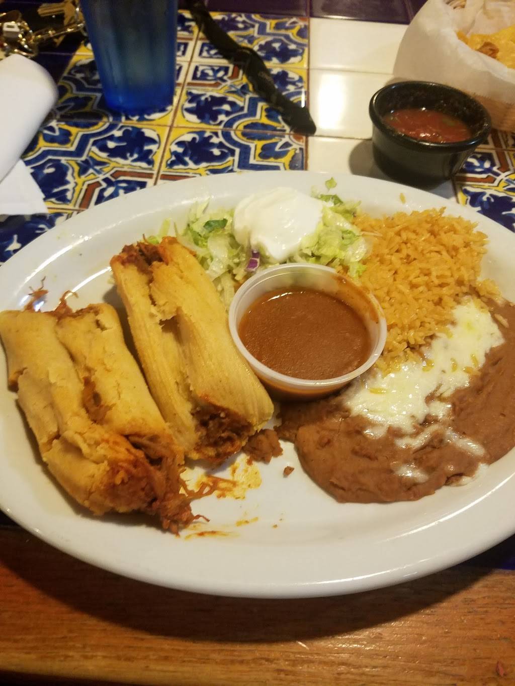 Don Joses Mexican Restaurant | restaurant | 3430 Village Dr, Castro Valley, CA 94546, USA | 5105383290 OR +1 510-538-3290