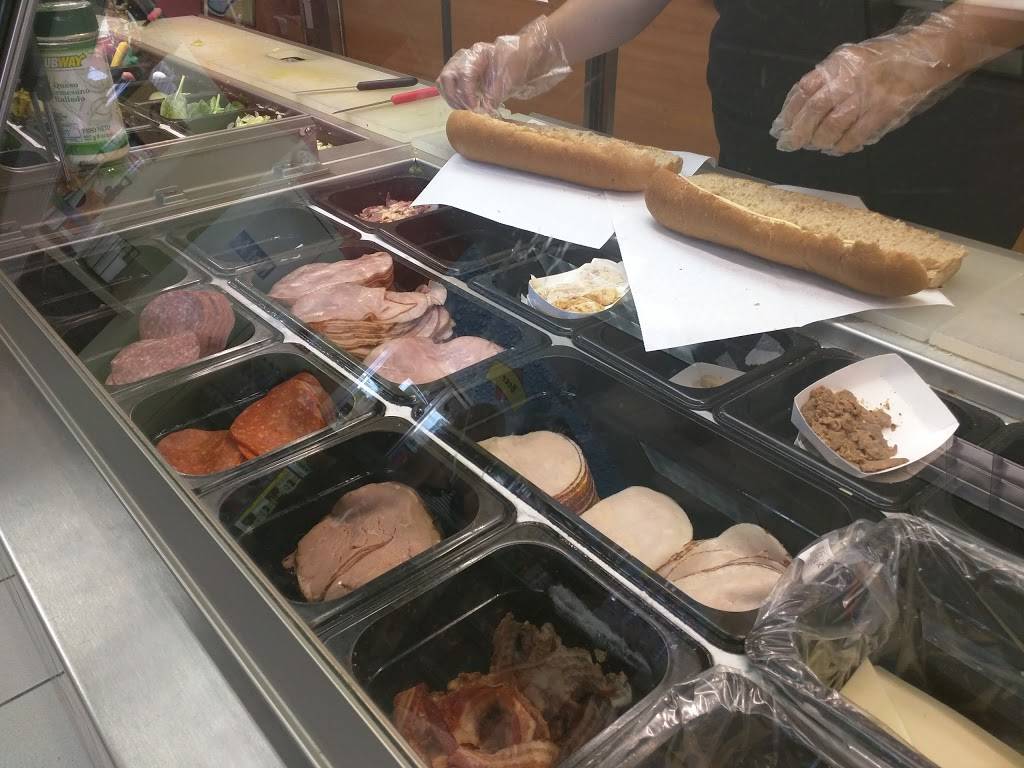 Subway Restaurants | restaurant | 17551 MacArthur Blvd, Irvine, CA 92614, USA | 9494779038 OR +1 949-477-9038