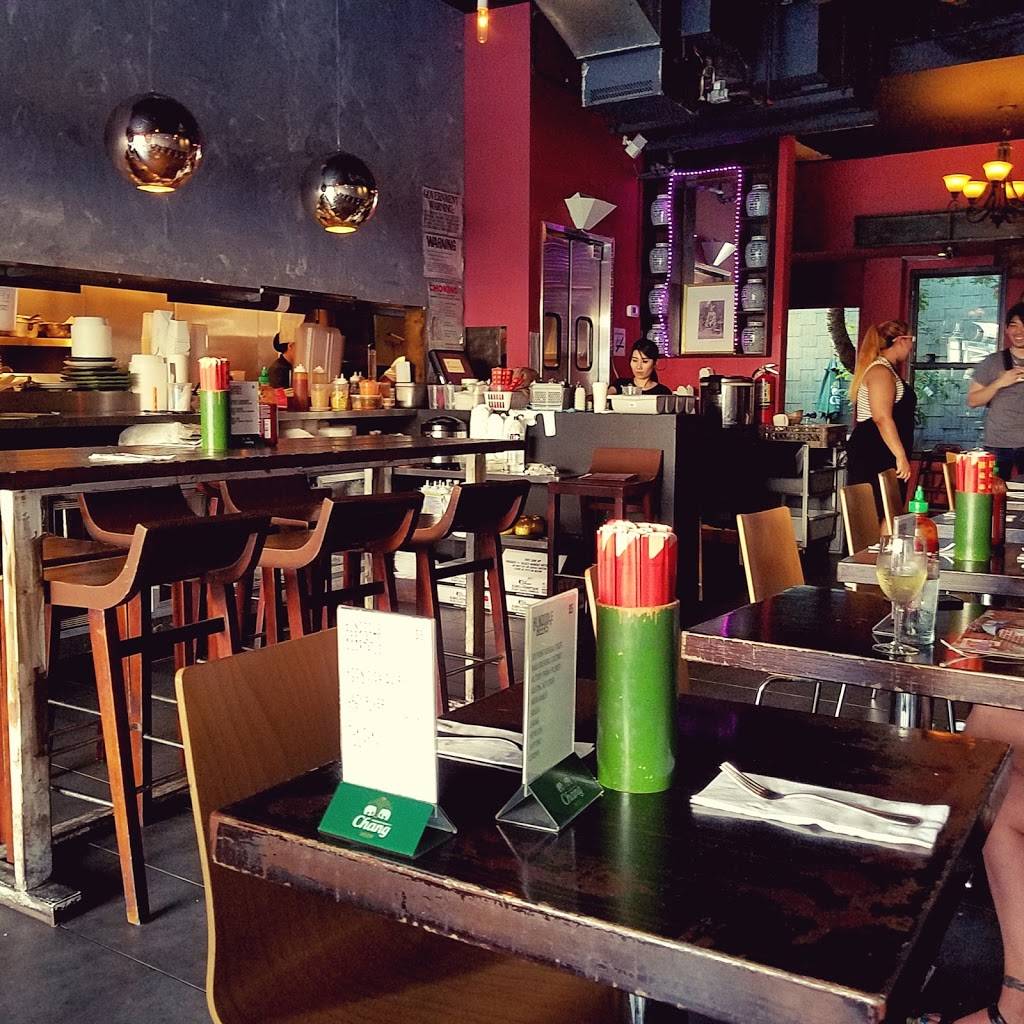 Hi Noodle Thai | restaurant | 333 Graham Ave, Brooklyn, NY 11211, USA | 7183888445 OR +1 718-388-8445