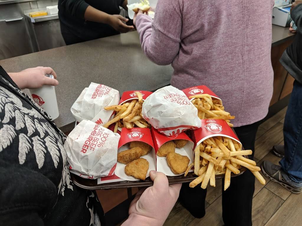 Wendys | restaurant | 26 Richmond Hill Rd, Staten Island, NY 10314, USA | 7187613950 OR +1 718-761-3950