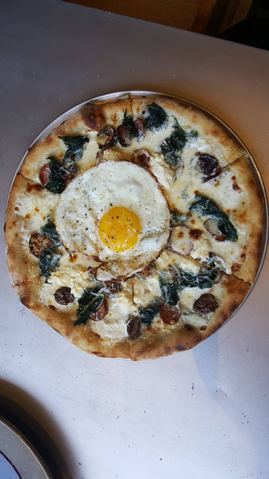 Local Kitchen & Wine Bar | restaurant | 1736 Ocean Park Blvd, Santa Monica, CA 90405, USA | 3103969007 OR +1 310-396-9007