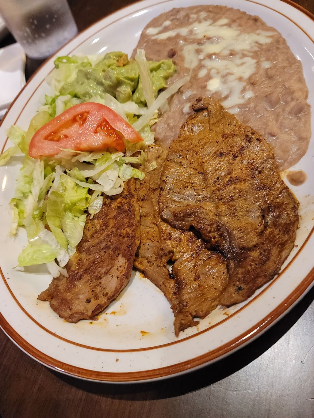 Hectors of Lake Ridge | restaurant | 2233 Tacketts Mill Dr, Lake Ridge, VA 22192, USA | 5714272914 OR +1 571-427-2914