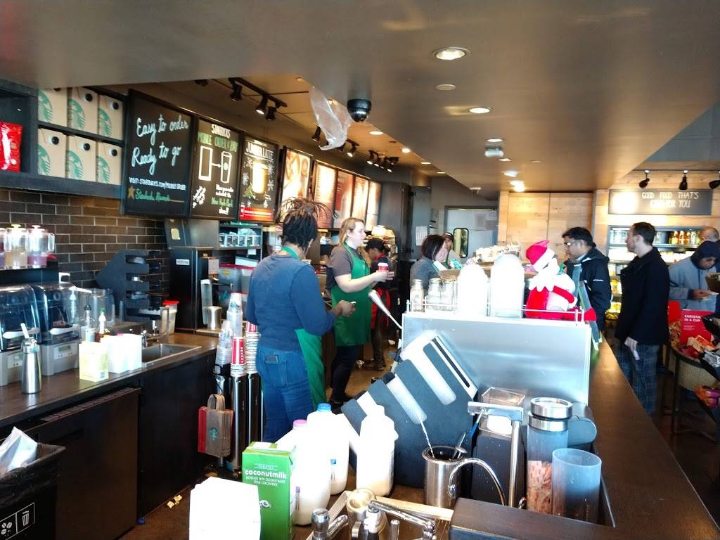 Starbucks | cafe | 1596 Union Tpke, New Hyde Park, NY 11040, USA | 7188311323 OR +1 718-831-1323
