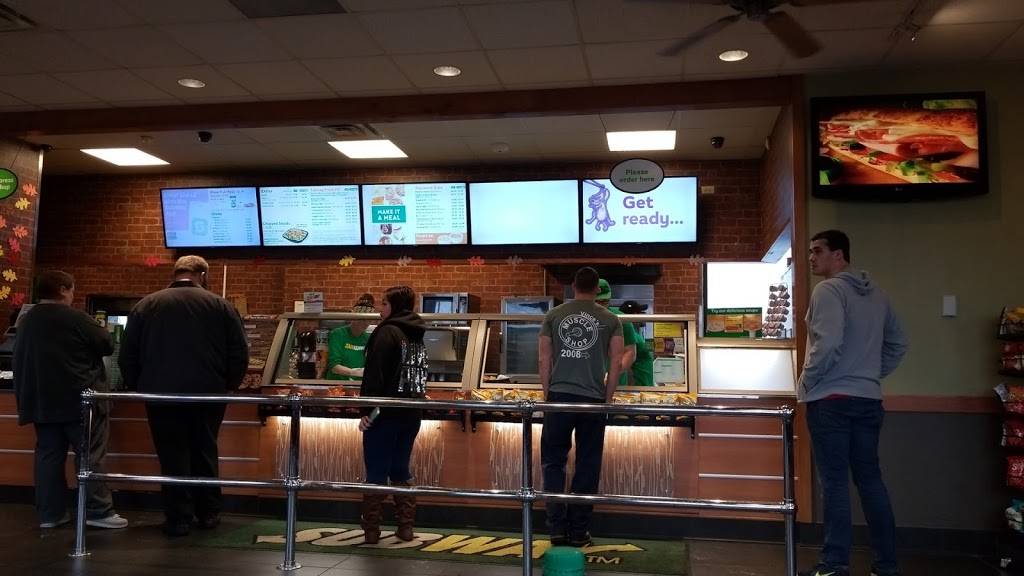 Subway | restaurant | 2505 Elida Rd, Lima, OH 45805, USA | 5677122806 OR +1 567-712-2806