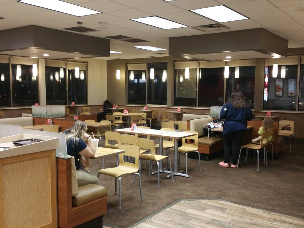 Wendys | restaurant | 12085 GA-92, Woodstock, GA 30188, USA | 7705178394 OR +1 770-517-8394