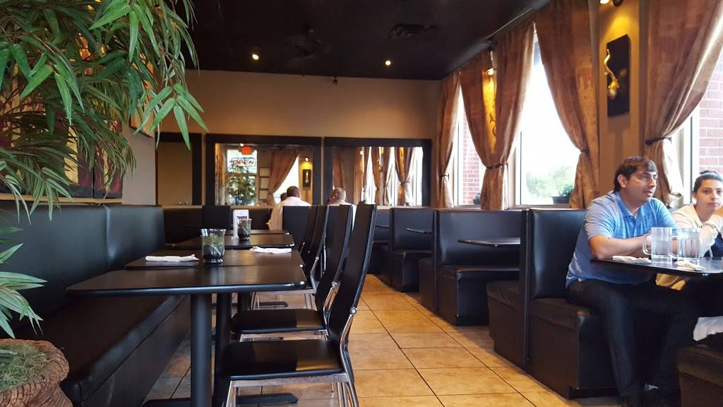 Charm Thai Cuisine | restaurant | 5805 NW 50th St, Oklahoma City, OK 73122, USA | 4057922153 OR +1 405-792-2153