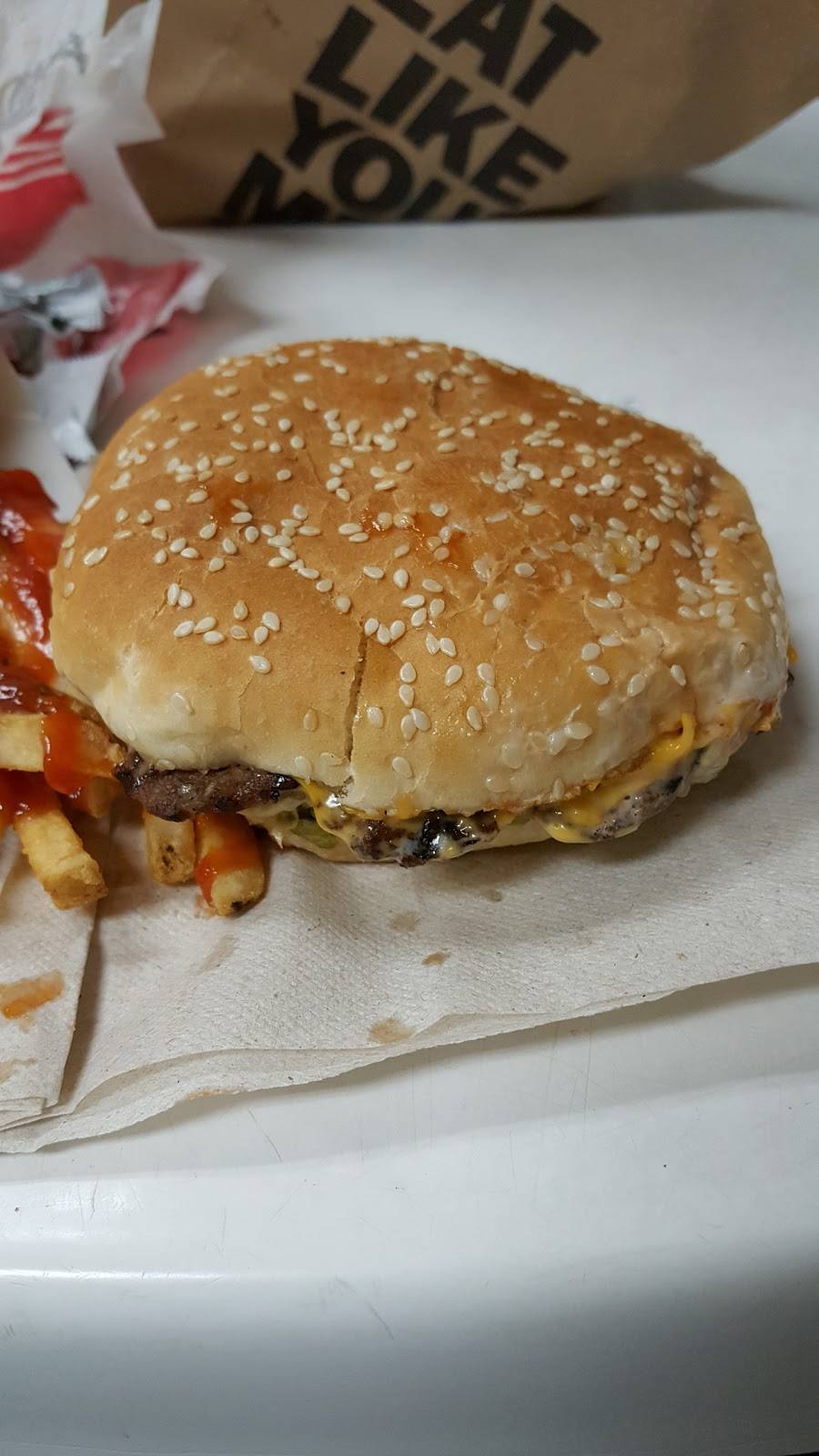 Carls Jr. | restaurant | 5633 Whittier Blvd, Los Angeles, CA 90022, USA | 3237245488 OR +1 323-724-5488