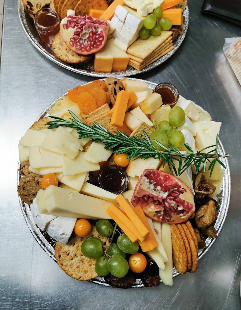 Confused Kitchen - Fusion Restaurant | restaurant | 5005 Steeles Ave E Unit #107, Scarborough, ON M1V 5K1, Canada | 4162923313 OR +1 416-292-3313