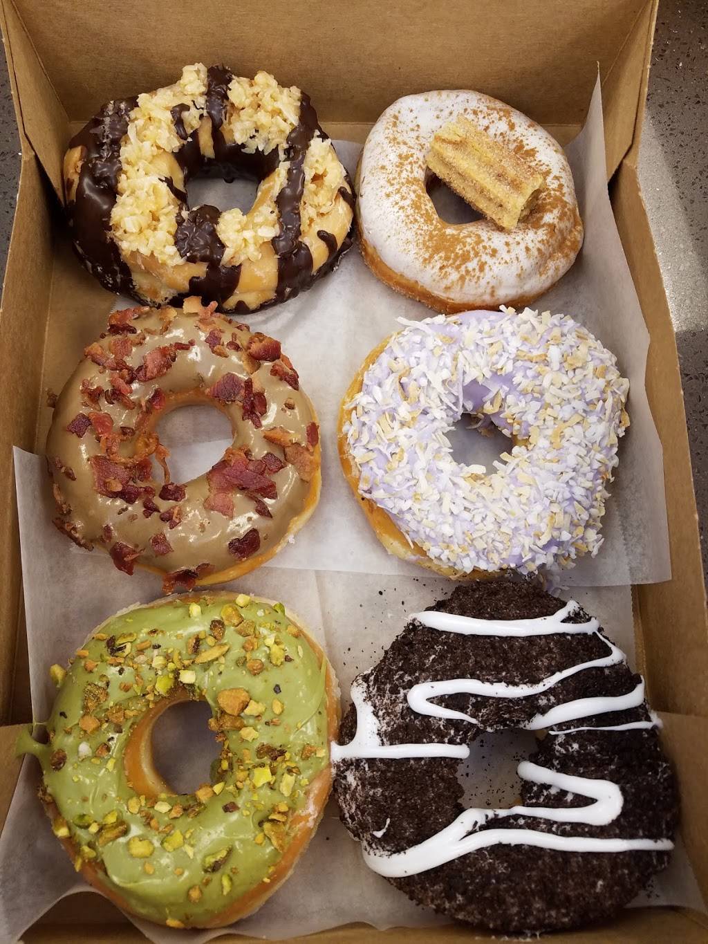 Glaze Doughnuts | bakery | 6545 S Fort Apache Rd #130, Las Vegas, NV 89148, USA | 7022462888 OR +1 702-246-2888