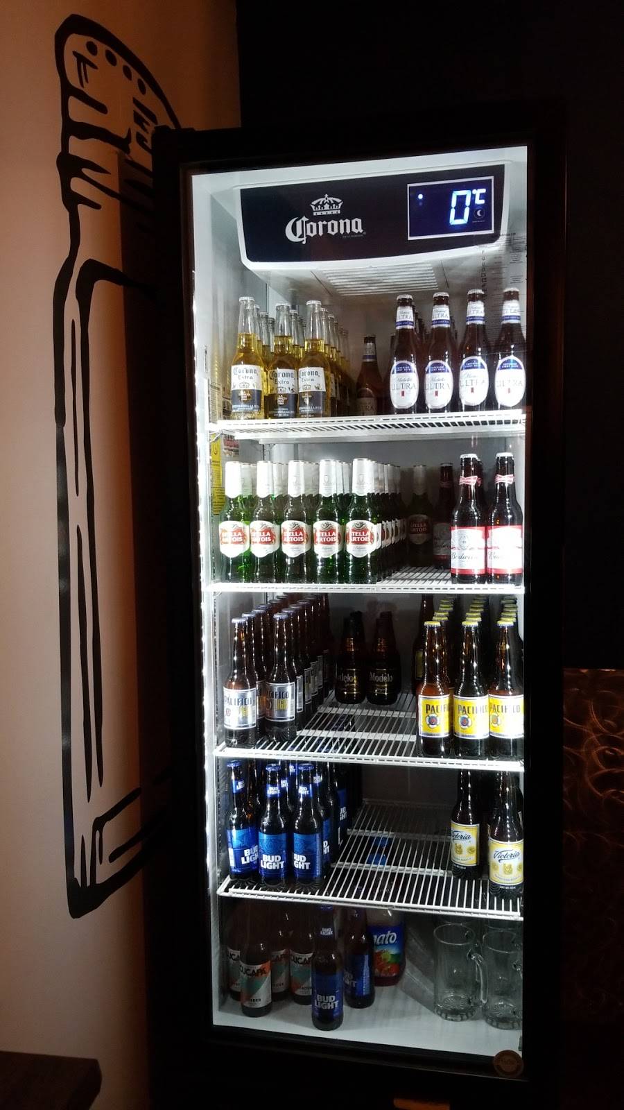 Sal & Pimienta | restaurant | y #107, Av Revolución, Mexicali &, El Refugio, 21440 Tecate, B.C., Mexico | 016651040537 OR +52 665 104 0537