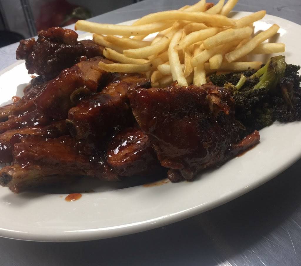 Pivot Lounge | night club | 11217 Whitcomb St, Crown Point, IN 46307, USA | 2193233689 OR +1 219-323-3689