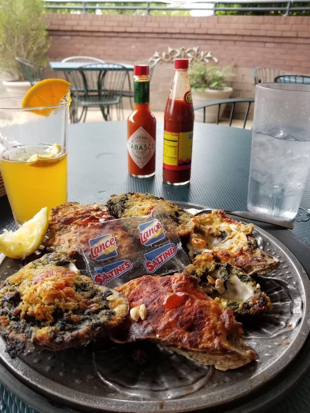 The Half Shell | restaurant | 7825 Winchester Rd, Memphis, TN 38125, USA | 9017376755 OR +1 901-737-6755