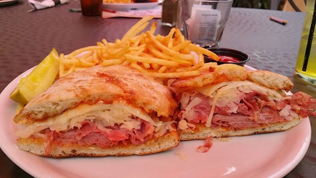 CopperTop Tavern Vestal | restaurant | 4700 Vestal Pkwy E, Vestal, NY 13850, USA | 6077290164 OR +1 607-729-0164