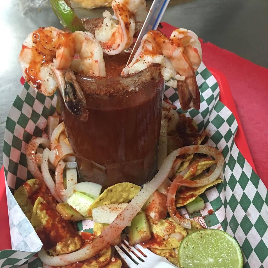 Sombrerito LoCo | restaurant | 9101 International Blvd, Oakland, CA 94603, USA | 5106922061 OR +1 510-692-2061