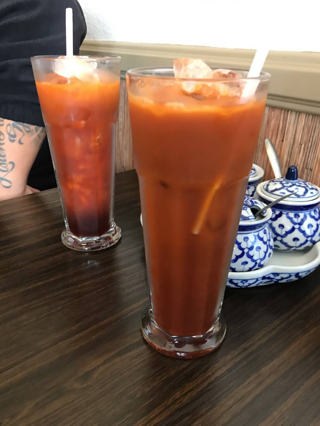 Vegan House Thai Bistro | restaurant | 1435 N Highland Ave #7622, Los Angeles, CA 90028, USA | 3235161535 OR +1 323-516-1535