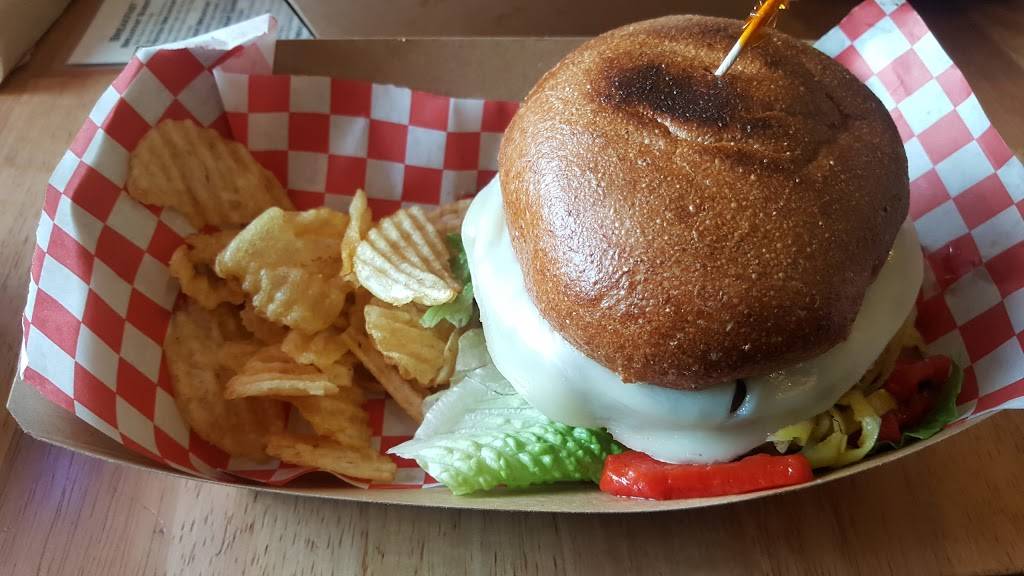 Tunnel Creek Café | cafe | 1115 Tunnel Creek Rd a, Incline Village, NV 89451, USA | 7752982502 OR +1 775-298-2502