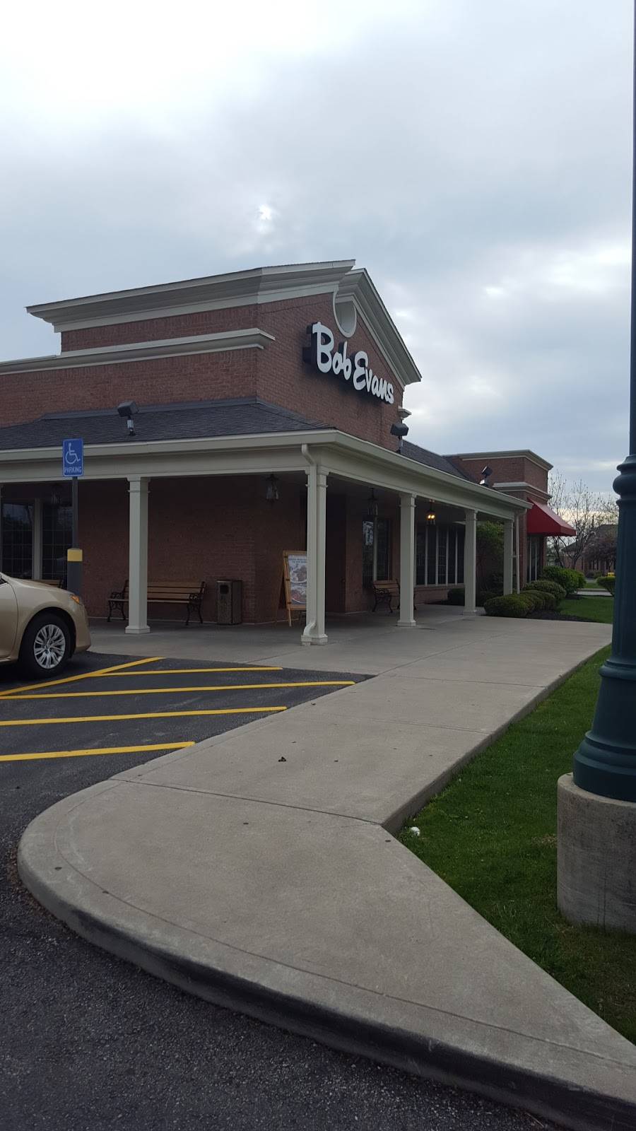 Bob Evans | restaurant | 841 N State St, Westerville, OH 43082, USA | 6148823778 OR +1 614-882-3778