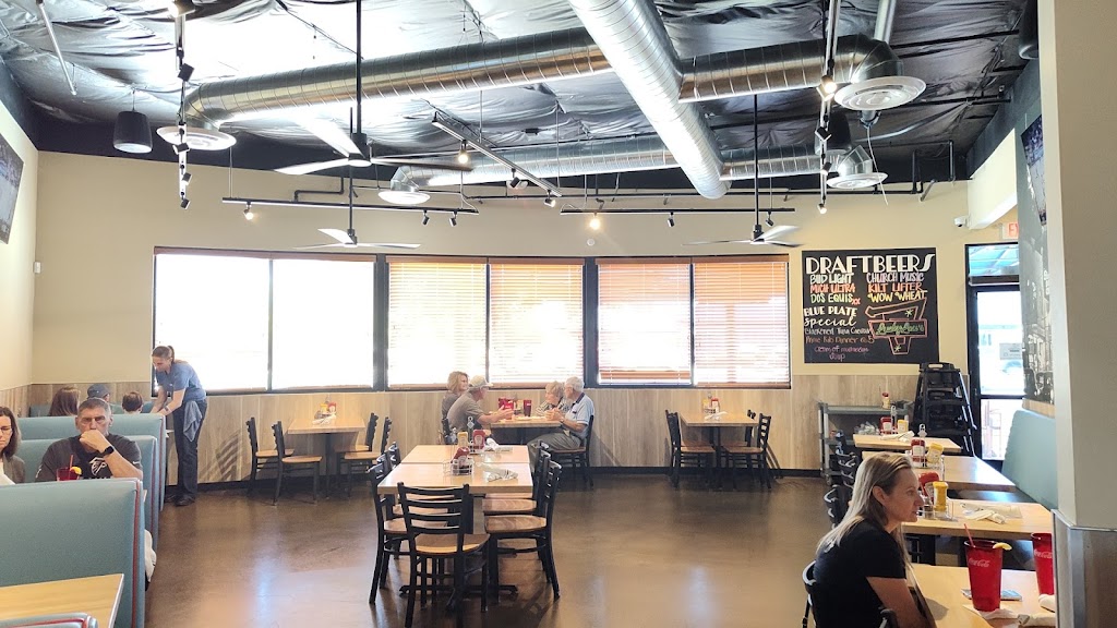 Lucky Lou’s American Kitchen | restaurant | 1850 S Val Vista Dr Suite 103, Mesa, AZ 85204, USA | 4805005565 OR +1 480-500-5565