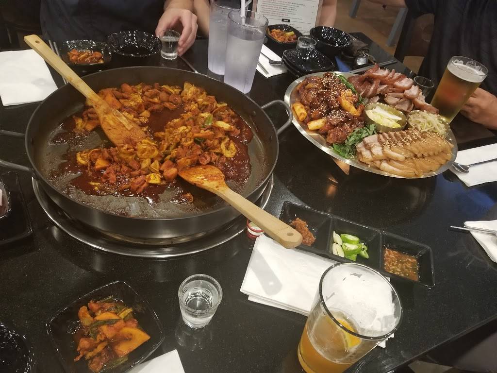 Dekko Chicken & Pork Korean BBQ | restaurant | 14101 St Germain Dr, Centreville, VA 20121, USA | 5716552674 OR +1 571-655-2674