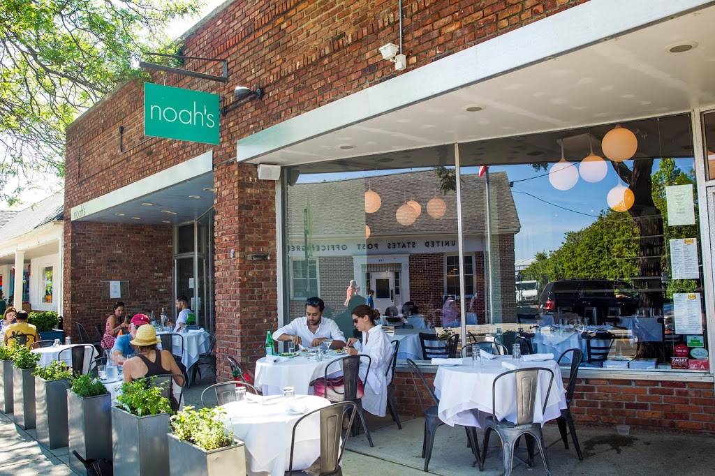 Noahs | restaurant | 136 Front St, Greenport, NY 11944, USA | 6314776720 OR +1 631-477-6720