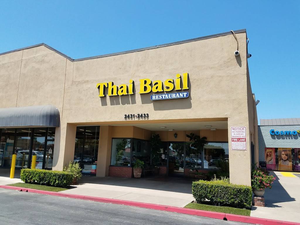 Thai Basil | restaurant | 2431 E Chapman Ave, Fullerton, CA 92831, USA | 7147380888 OR +1 714-738-0888
