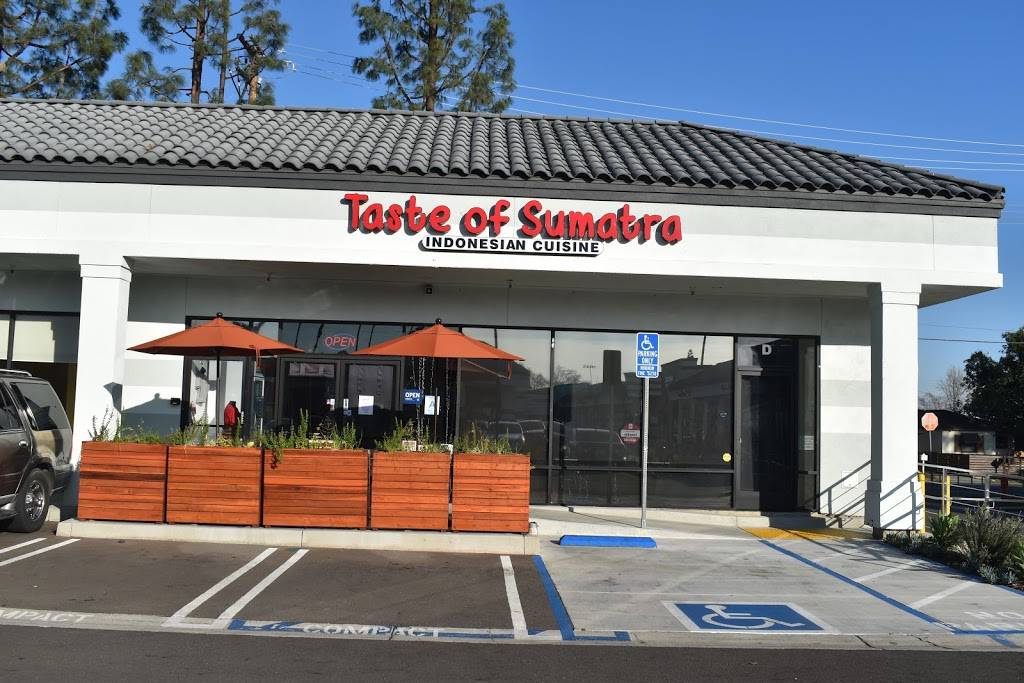 Redhill Plaza | shopping mall | 1386-1490 1386, 1490 E Foothill Blvd, Upland, CA 91786, USA | 9099312900 OR +1 909-931-2900