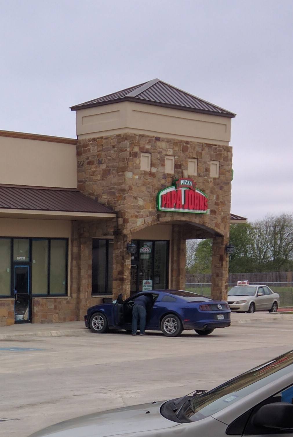 Papa Johns Pizza | restaurant | 7930 Thaxton Rd Ste 400, Austin, TX 78747, USA | 5129757272 OR +1 512-975-7272