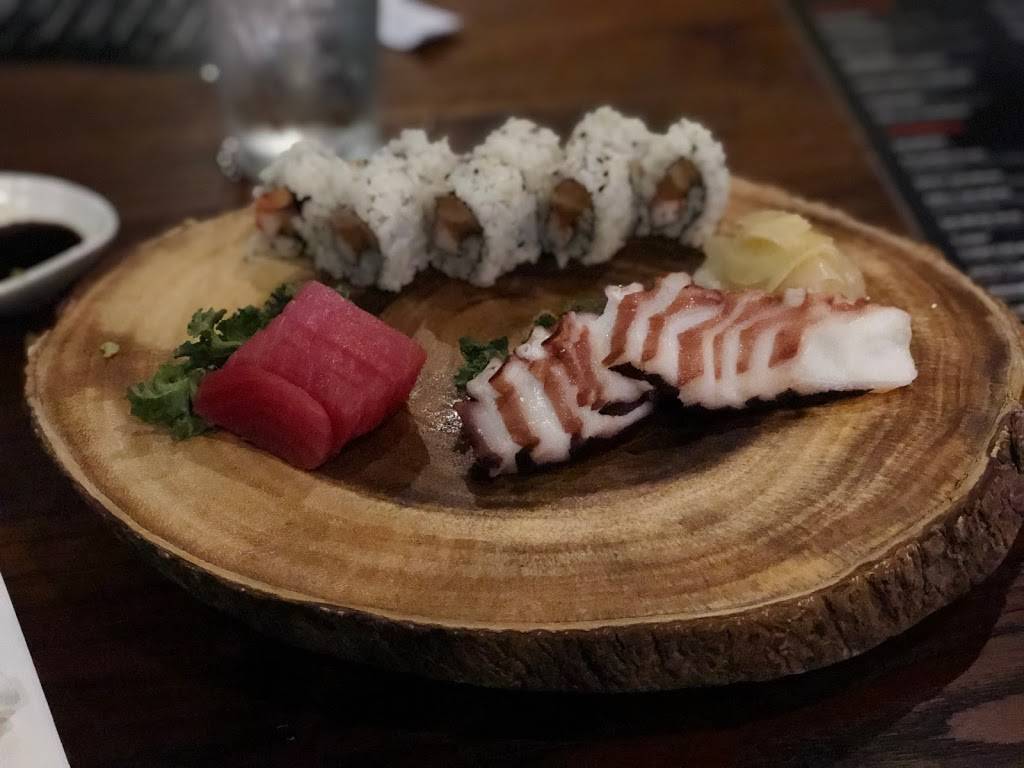 Hand Roll Sushi | restaurant | 12200 Menta St Suite 106, Orlando, FL 32837, USA | 4079308767 OR +1 407-930-8767