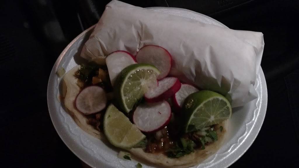 Taqueria Los Pioneros | restaurant | 4800 S Nellis Blvd, Las Vegas, NV 89122, USA | 7027172375 OR +1 702-717-2375