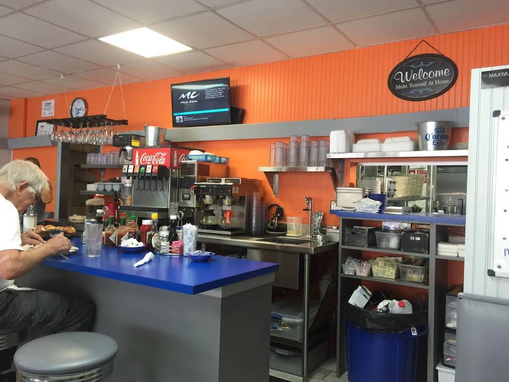 El Mar Cafe | restaurant | 4405 El Mar Dr, Lauderdale-By-The-Sea, FL 33308, USA | 9547691764 OR +1 954-769-1764