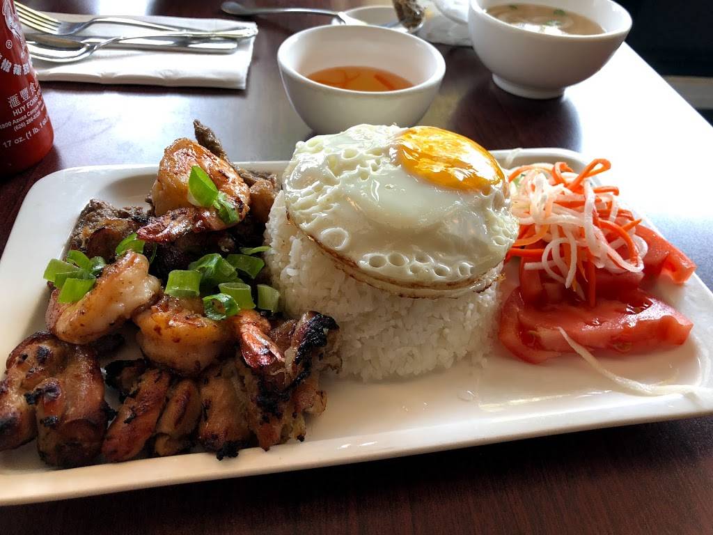 Monster Phở | restaurant | 3905 Broadway, Oakland, CA 94611, USA | 5107884459 OR +1 510-788-4459