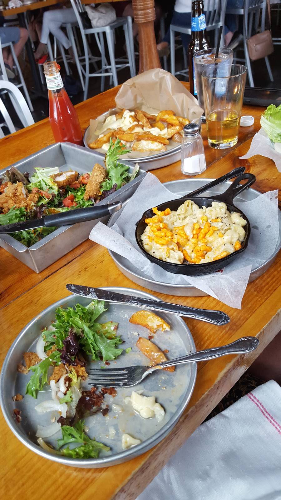 River Road Tavern | restaurant | 193 S River Rd, Bedford, NH 03110, USA | 6032065837 OR +1 603-206-5837