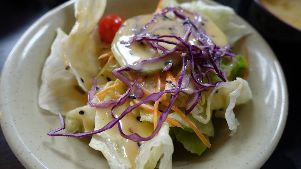 Zum Sushi | restaurant | 159 Central Ave, Pacific Grove, CA 93950, USA | 8313728700 OR +1 831-372-8700