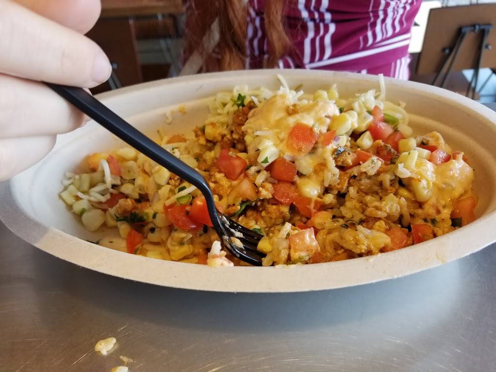 Chipotle Mexican Grill | restaurant | 1495 East Ridge Road, Rochester, NY 14621, USA | 5855442346 OR +1 585-544-2346