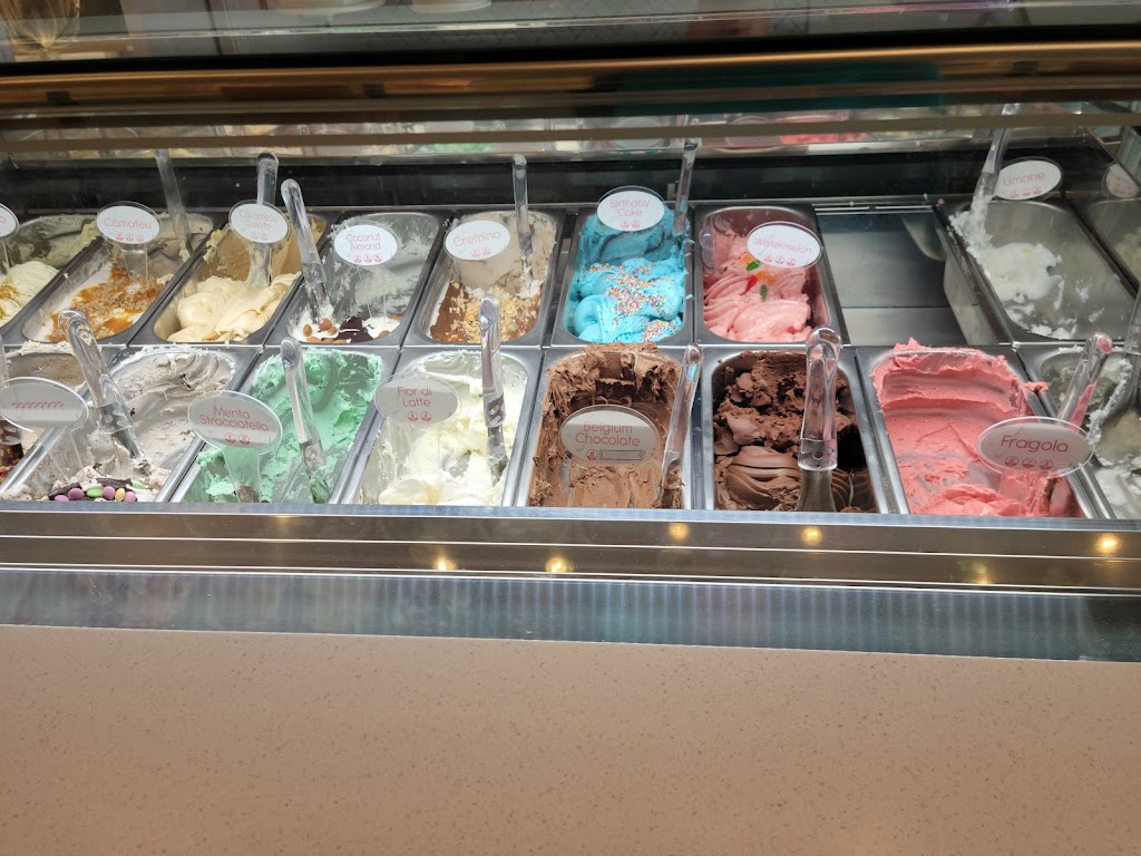 Tre Cuori Gelateria & Açaí | cafe | 15877 Fountain Plaza Dr, Ellisville, MO 63011, USA | 6366750507 OR +1 636-675-0507