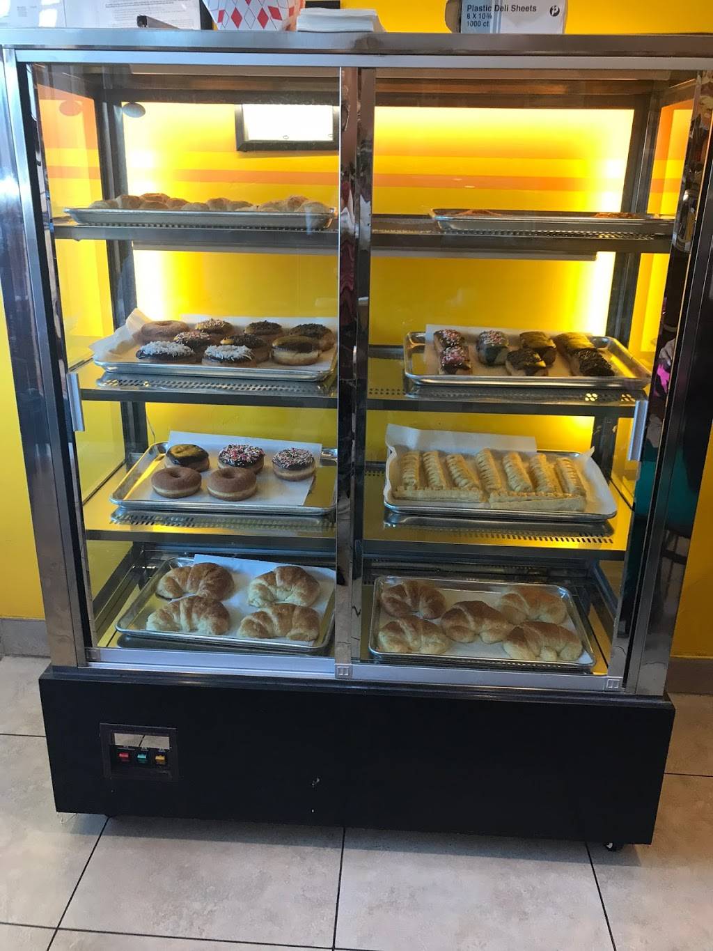 Marys Paleteria Y Neveria | restaurant | 2 N White Rd, San Jose, CA 95127, USA | 4084935671 OR +1 408-493-5671