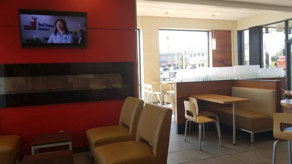 Wendys | restaurant | 1975 E Beltline Ave NE, Grand Rapids, MI 49525, USA | 6163617251 OR +1 616-361-7251